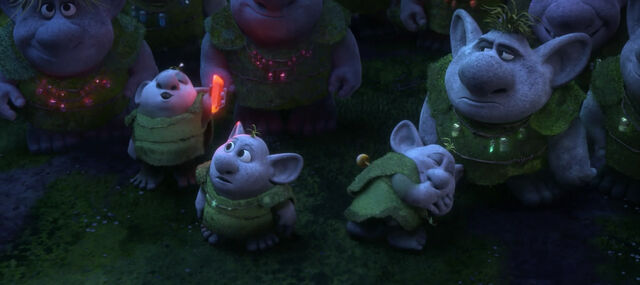 File:Trollsfrozen.jpg
