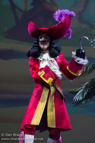 File:Disney-Junior-Live-Pirate-and-Princess-Hook.jpg