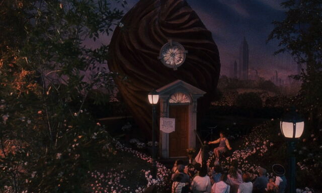 File:James-giant-peach-disneyscreencaps.com-8620.jpg