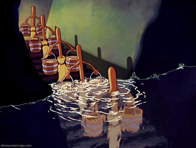 File:Fantasia-disneyscreencaps com-2660.jpg
