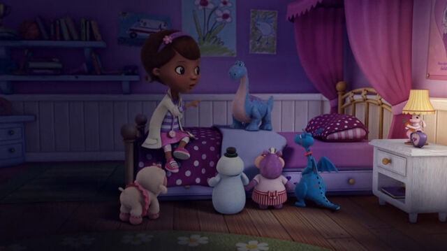 File:Doc's bedroom at night.jpg