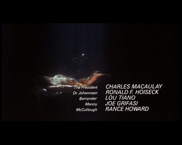 File:Splash10MadisonandAllenApproachTheUnderwaterCity.png