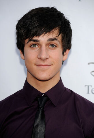 File:David Henrie.jpg