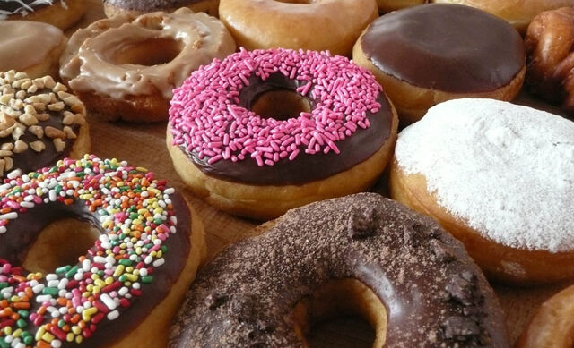 File:GlazedPortlandDonuts.jpg