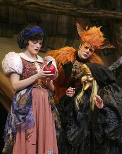 2004 02 11 snowwhite1