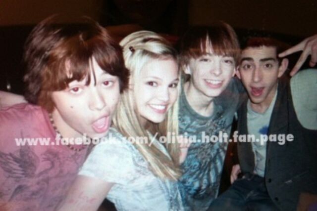 File:Kickin it cast.jpg