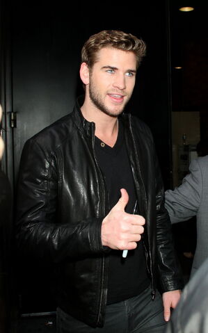 File:Liam hemsworth.jpg