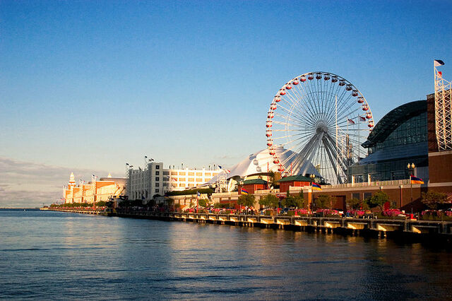 Fichier:Navy Pier.jpg