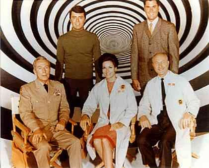 El túnel del tiempo Doblaje Wiki FANDOM powered by Wikia