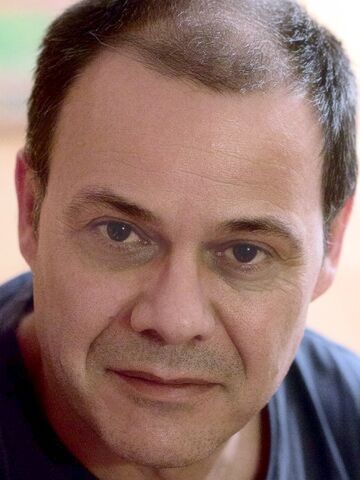 Archivo:Eduardo Gutiérrez.jpg