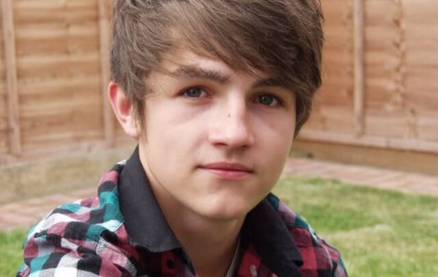 Файл:Kinopoisk.ru-Tommy-Knight-1307625.jpg