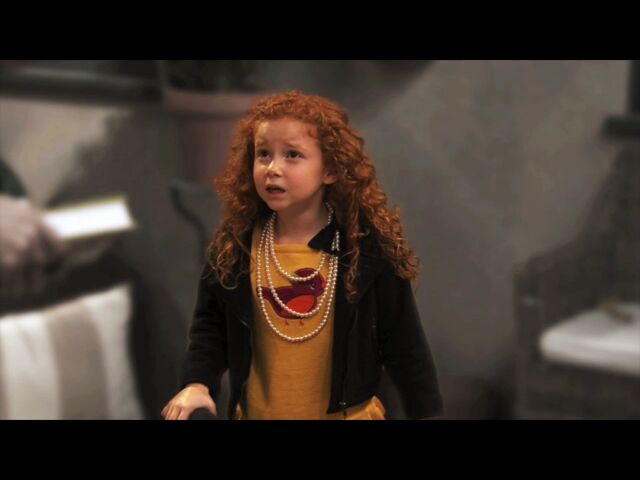 File:Chloe Freeze Frame 2.jpg
