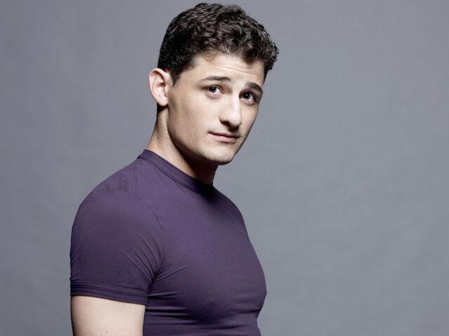 File:Season2promo33.jpg