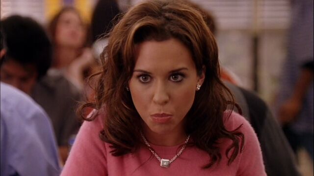 File:Lacey-in-Mean-Girls-lacey-chabert-7535835-853-480.jpg