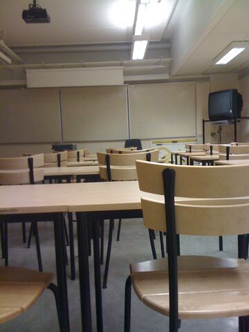 File:Skolteatersalong.jpg