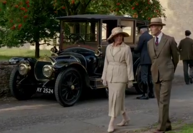 File:DowntonVehicle2S4E8.png