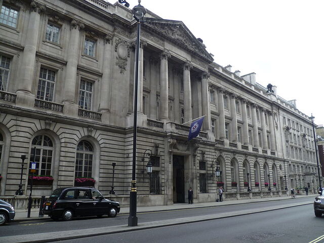 File:RoyalAutomobileClubLondon.jpg