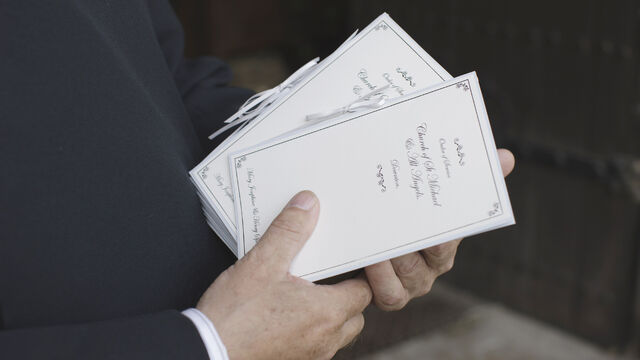 File:Downton-abbey-s6-ep8-bts-12.jpg