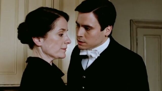 File:Thomas threatens baxter.jpg