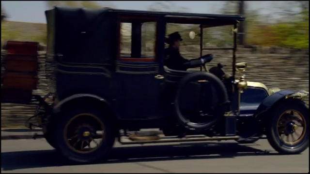 File:GranthamRenault2S1E2.png