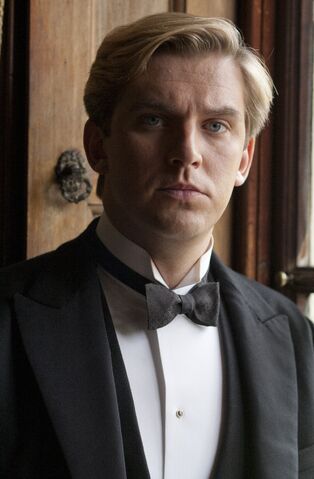 File:Matthew in black tie.jpg
