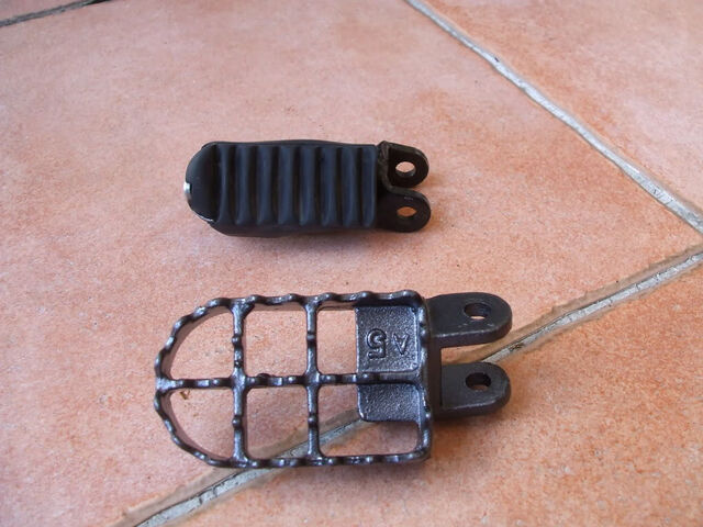 File:Footpeg.jpg