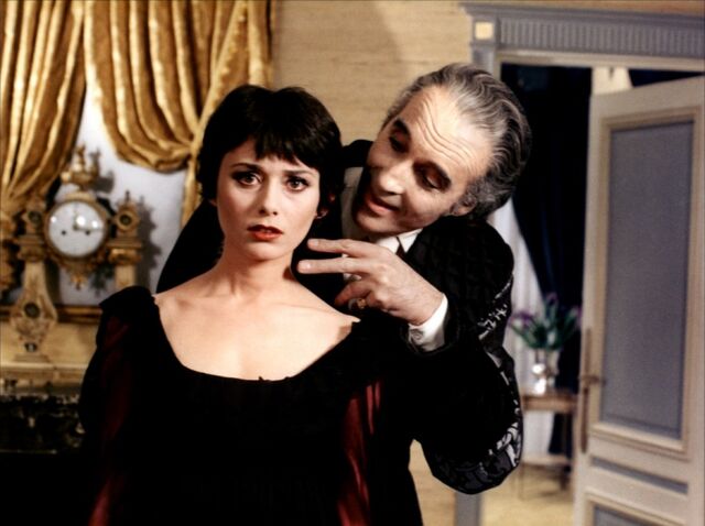 File:DraculaNicole.jpg