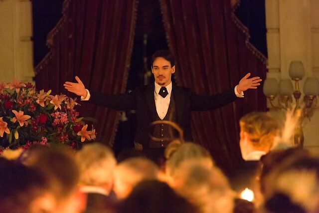File:Dracula nbcgraysondracula party.jpg