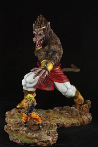 File:Modelkit broly oozaru b.jpg