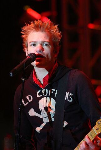 File:Sum41-2.jpg