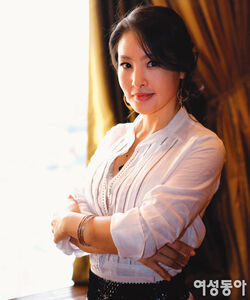 Park Ji Young2.jpg
