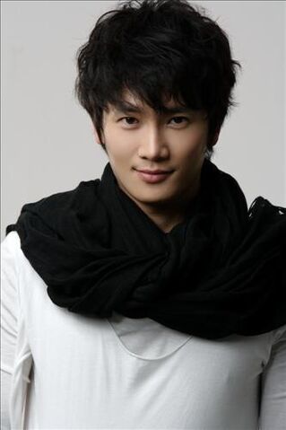 Archivo:Ji Sung5.jpg
