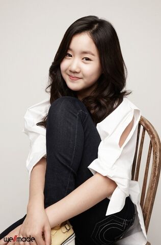 Archivo:Jin Ji Hee8.jpg