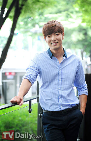 Archivo:Lee Jong Hyuk16.jpg