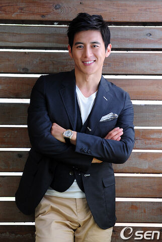Archivo:Go Soo18.jpg