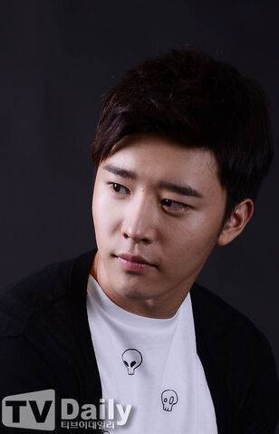 Archivo:Kim Kwon15.jpg