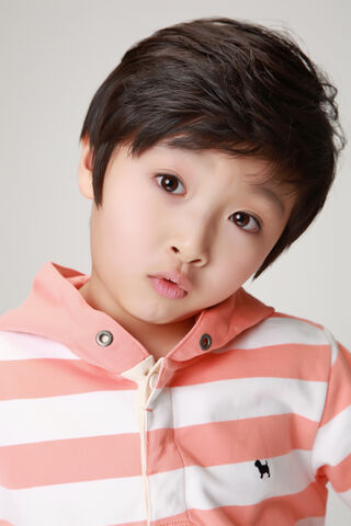 Archivo:Lee Tae Woo3.jpg