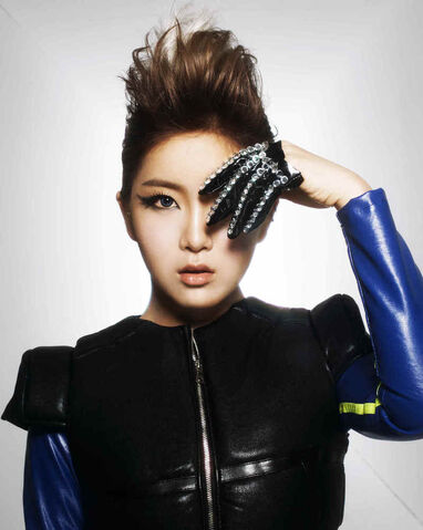 Archivo:Hyun Young4.jpg