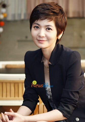 Archivo:Jang Seo Hee4.jpg