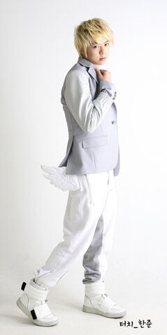 Archivo:Han Joon6.jpg