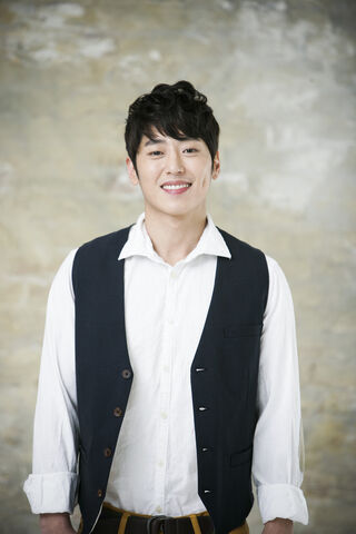 Archivo:Kim Young Hoon8.jpg