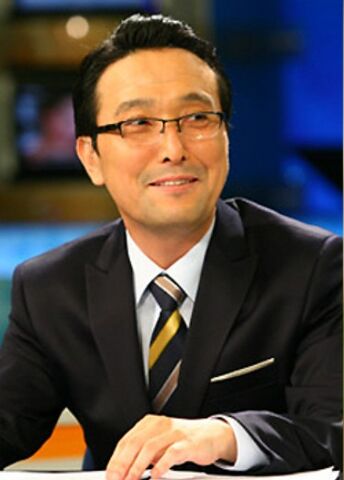 Archivo:Ahn-Suk-Hwan-as-Yong-Dong-Man.jpg