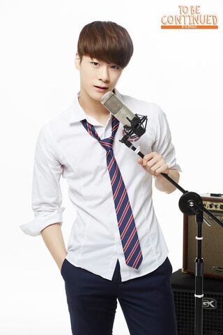 Archivo:Moonbin1.jpg