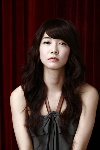 Archivo:Ha Yoon.jpg