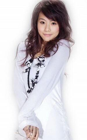 Archivo:Stephy Tang2.jpg