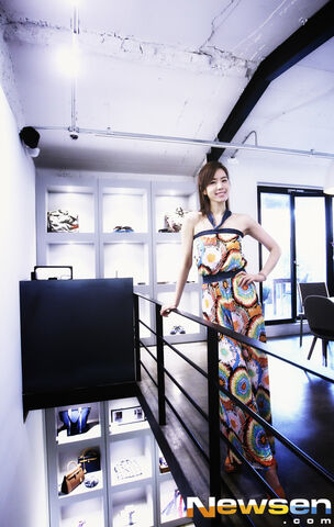 Archivo:Kim Yoo Mi19.jpg