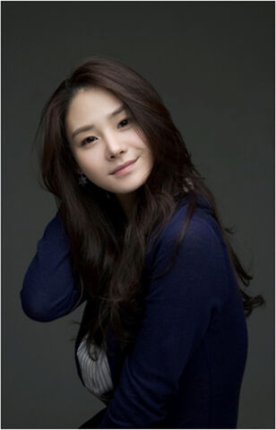 Archivo:Yoon Joo 00.jpg