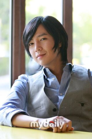 Archivo:Jang Geun Suk7.jpg