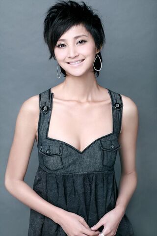 Archivo:Zhang Xin Yi5.jpg