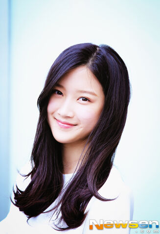 Archivo:Moon Ga Young7.jpg
